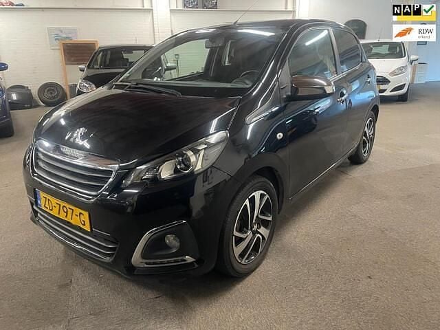 Zwart Occasion 2019 Peugeot 108 Allure Hatchback | € 6.950 (Goede deal) - Afbeelding 1/4