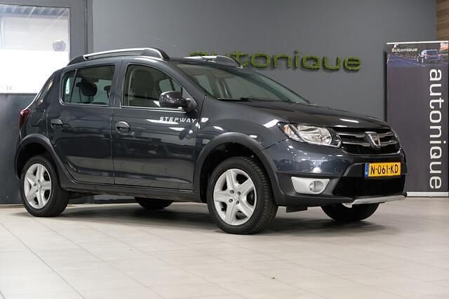Occasion Dacia Sandero Lauréate 90 PK (66 kW) 2016 Grijs Hatchback