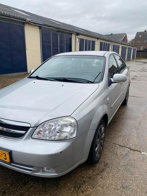 Gebruikt 2005 Chevrolet Nubira | € 1.250 - Afbeelding 1/4