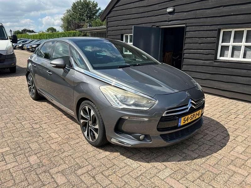 Grijs Gebruikt 2011 Citroën DS5 Sport Chic Hatchback | € 5.250 (Goede deal) - Afbeelding 1/4