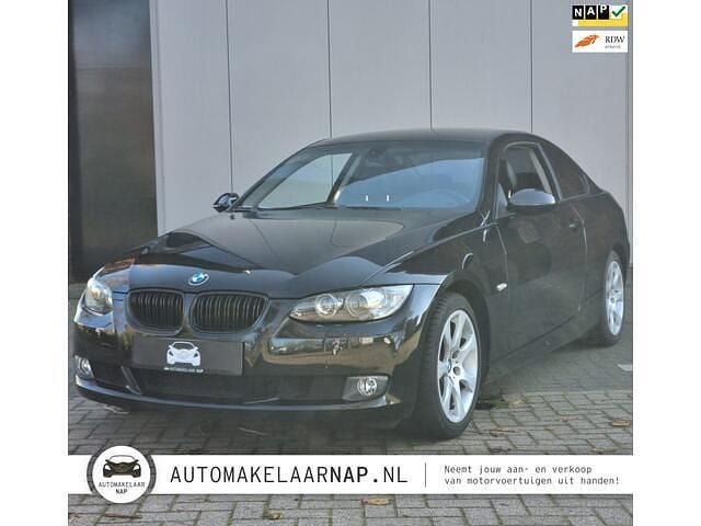 Zwart Gebruikt 2007 BMW 325 Executive Coupé | € 14.440 (Duur) - Afbeelding 1/4