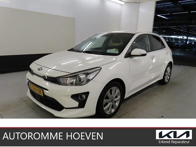 Wit Gebruikt 2020 Kia Rio Turbo Hatchback | € 14.940 (Eerlijke prijs) - Afbeelding 1/4