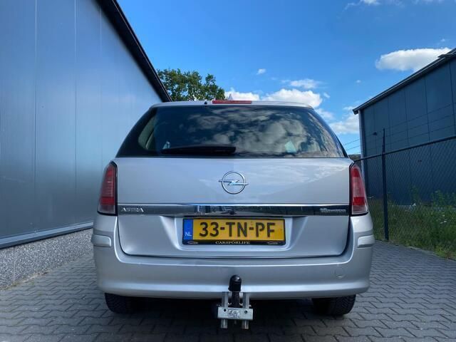 Occasion Opel Astra Edition 105 PK (77 kW) 2006 Grijs, metallic lak Stationwagen