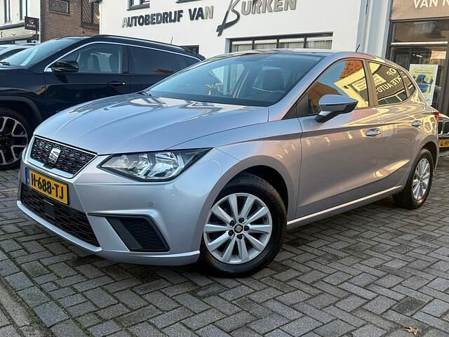 Grijs Occasion 2020 Seat Ibiza Business Hatchback | € 12.950 (Eerlijke prijs) - Afbeelding 1/4