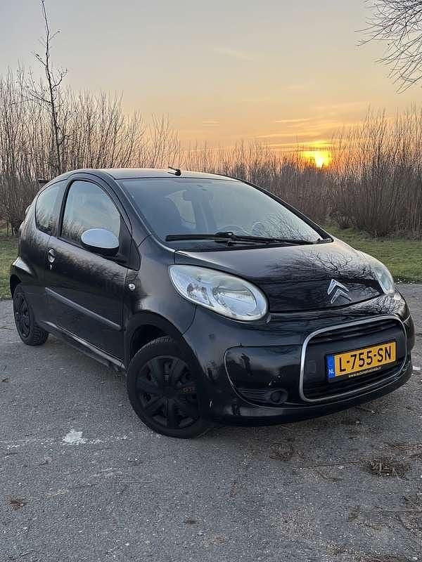 Zwart Occasion 2011 Citroën C1 Hatchback | € 1.800 (Super prijs) - Afbeelding 1/4