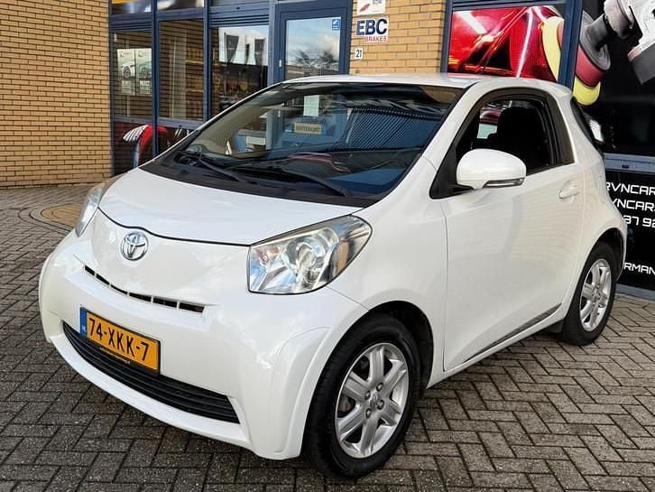 Occasion Toyota iQ Comfort 68 PK (50 kW) 2012 Wit Hatchback