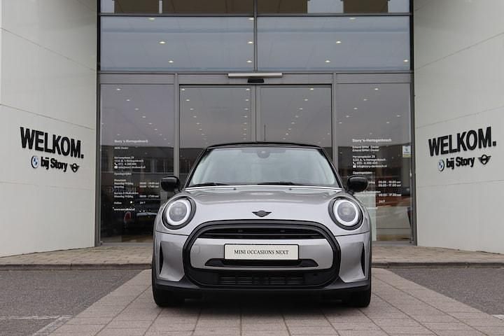 Occasion Mini Cooper Classic 136 PK (100 kW) 2024 Zilver Hatchback