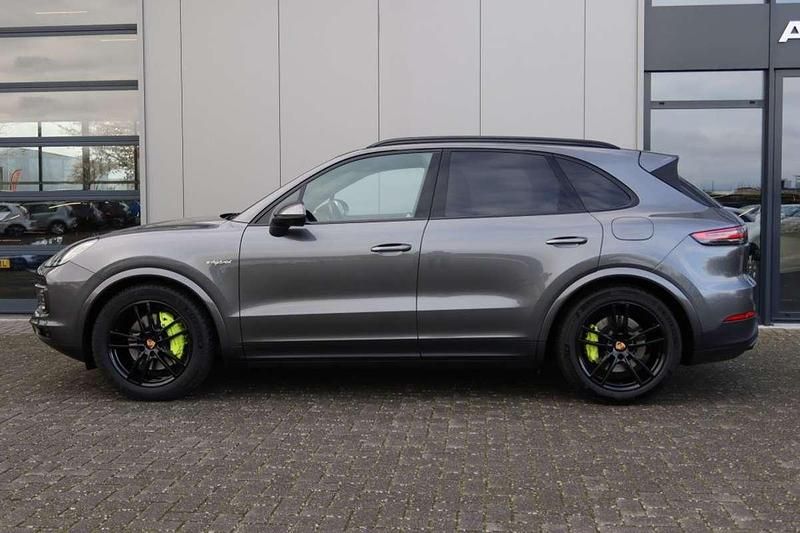 Occasion Porsche Cayenne Platinum Edition 340 PK (250 kW) 2021 Grijs SUV