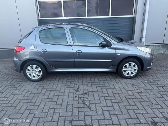 Occasion Peugeot 206 75 PK (55 kW) 2009 Grijs Hatchback