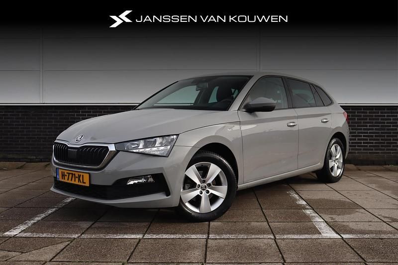 Occasion Skoda Scala Ambition 116 PK (85 kW) 2020 Grijs Hatchback