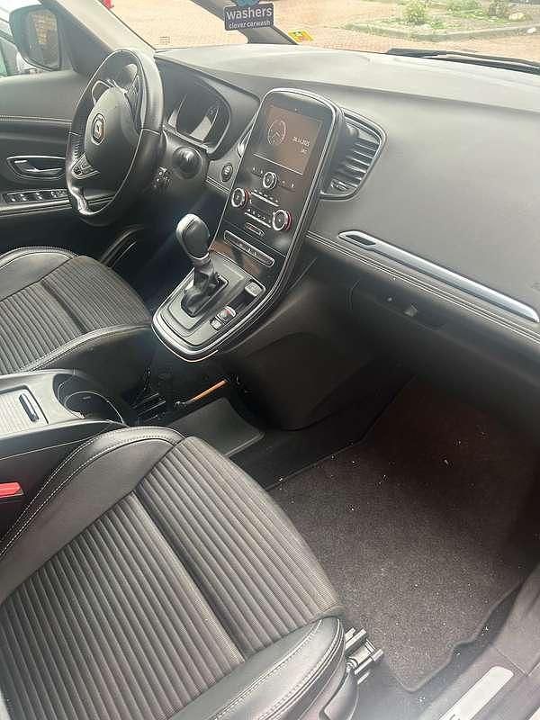 Wit Gebruikt 2018 Renault Scénic IV MPV | € 12.750 - Afbeelding 1/4