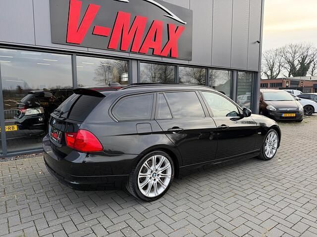 Occasion BMW 318 Comfort Edition 136 PK (100 kW) 2011 Zwart (metallic) Stationwagen