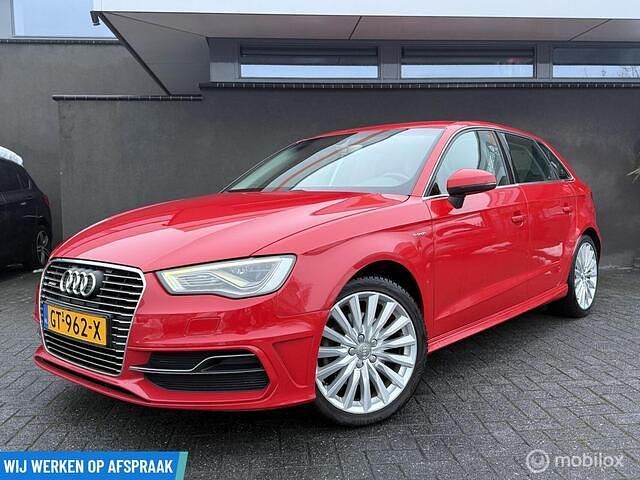 Occasion Audi A3 Sportback Ambition 150 PK (110 kW) 2015 Rood Hatchback
