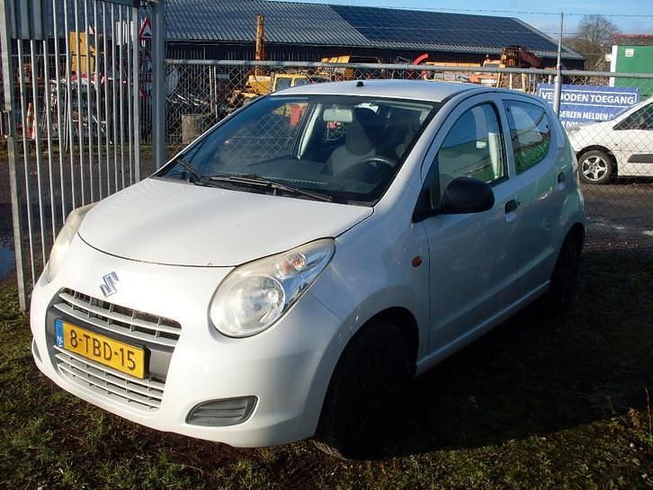 Occasion 2014 Suzuki Alto Hatchback | € 1.650 (Super prijs) - Afbeelding 1/4