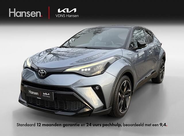 Grijs Occasion 2021 Toyota C-HR Sport SUV | € 25.945 (Eerlijke prijs) - Afbeelding 1/4