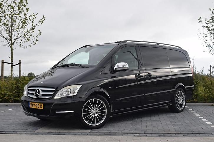 Zwart Gebruikt 2011 Mercedes Viano MPV | € 19.950 (Duur) - Afbeelding 1/1