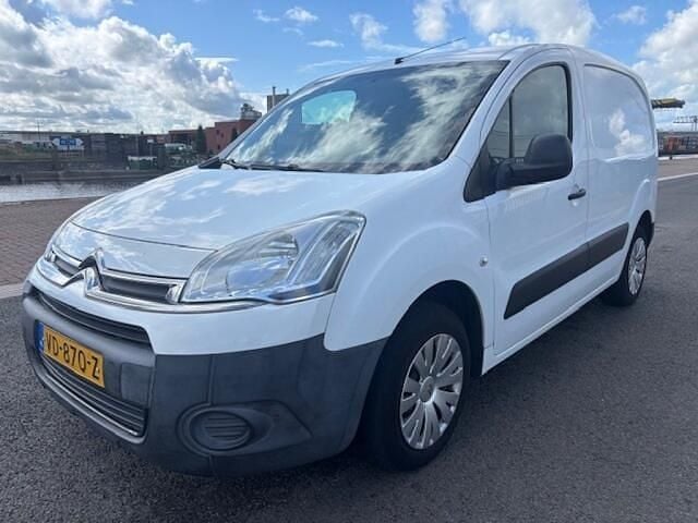 Wit Gebruikt 2013 Citroën Berlingo Comfort MPV | € 3.150 (Goede deal) - Afbeelding 1/4
