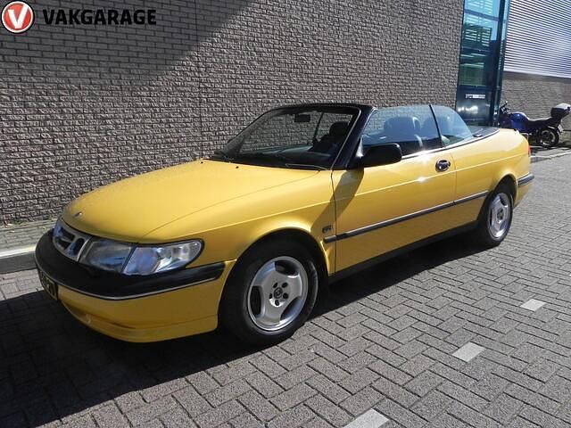 Occasion Saab 900 148 PK (108 kW) 1997 Geel Cabriolet