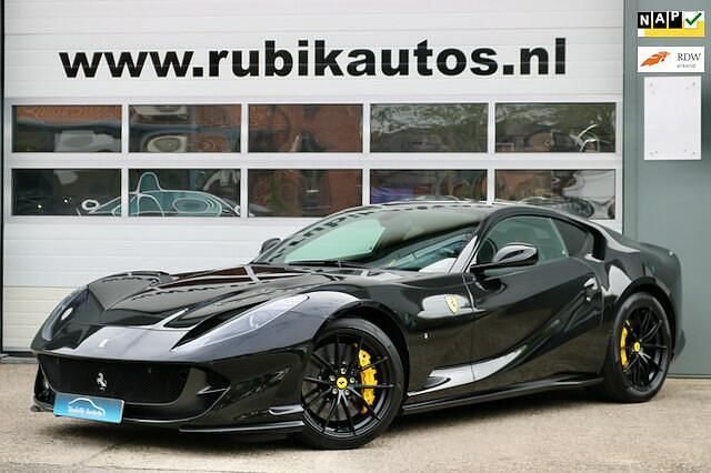 Zwart Gebruikt 2018 Ferrari 812 Coupé | € 329.950 - Afbeelding 1/4