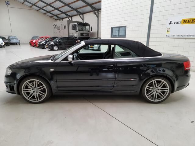 Occasion Audi RS4 Exclusive 421 PK (309 kW) 2007 Zwart, metallic lak Cabriolet