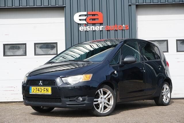 Zwart Gebruikt 2011 Mitsubishi Colt Edition Hatchback | € 2.449 (Super prijs) - Afbeelding 1/4