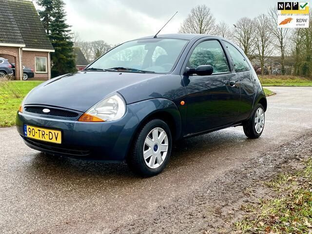 Grijs, metallic lak Gebruikt 2007 Ford Ka Futura Hatchback | € 999 (Goede deal) - Afbeelding 1/4