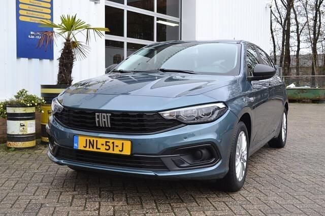 Blauw Gebruikt 2021 Fiat Tipo Life Stationwagen | € 13.950 (Eerlijke prijs) - Afbeelding 1/4
