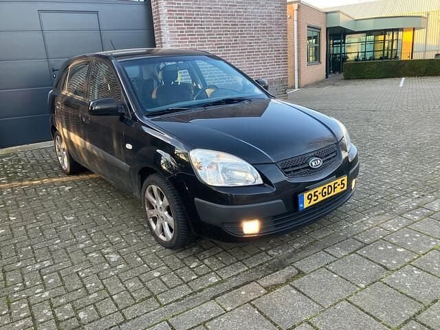 Occasion Kia Rio 97 PK (71 kW) 2008 Zwart (metallic) Hatchback