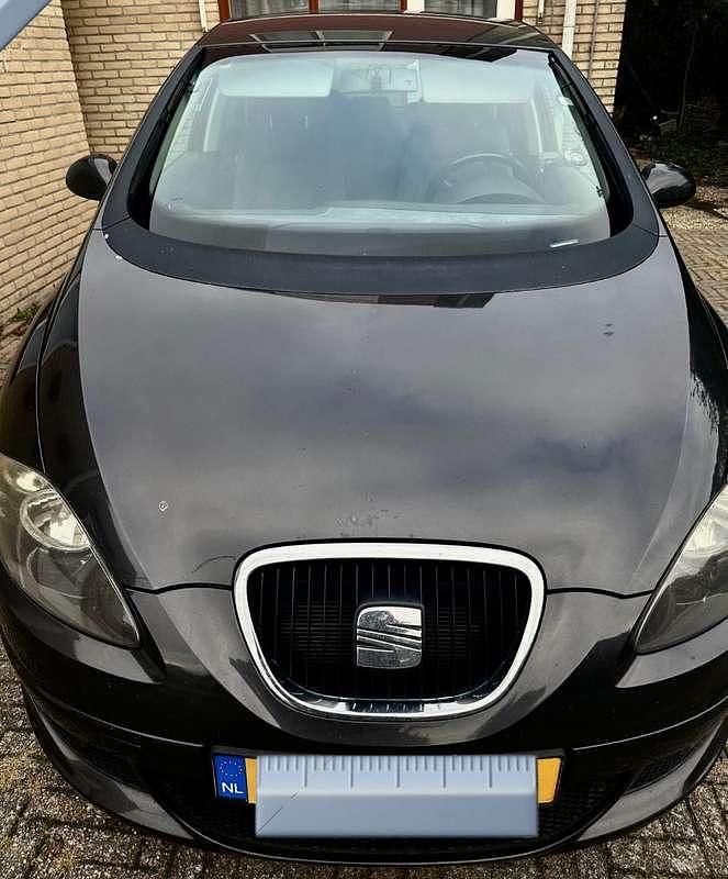 Zwart Gebruikt 2006 Seat Altea Stationwagen | € 1.500 (Eerlijke prijs) - Afbeelding 1/4