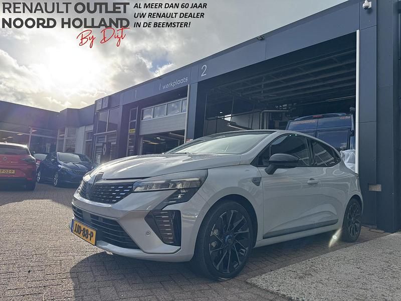 Grijs Gebruikt 2024 Renault Clio V Esprit Alpine Hatchback | € 25.390 - Afbeelding 1/4