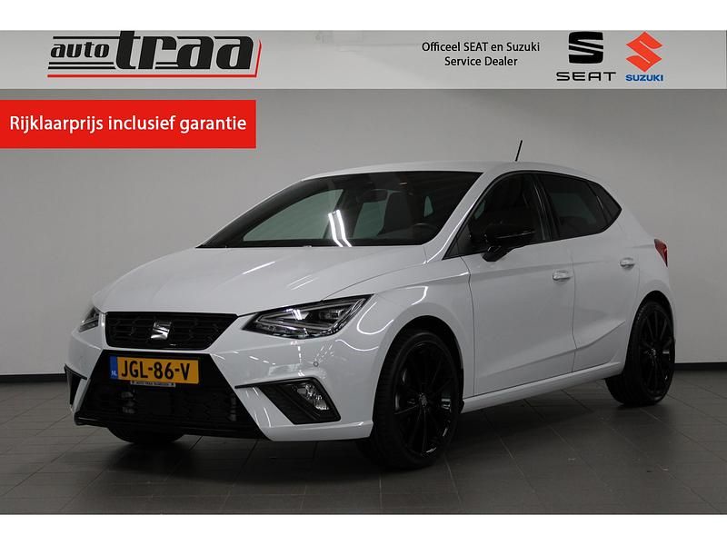 Wit Occasion 2025 Seat Ibiza FR Hatchback | € 27.950 - Afbeelding 1/4
