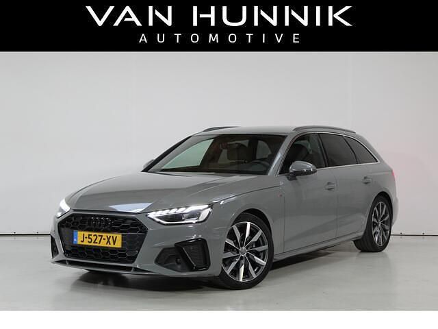 Grijs Gebruikt 2020 Audi A4 S-Line Stationwagen | € 28.450 (Eerlijke prijs) - Afbeelding 1/4