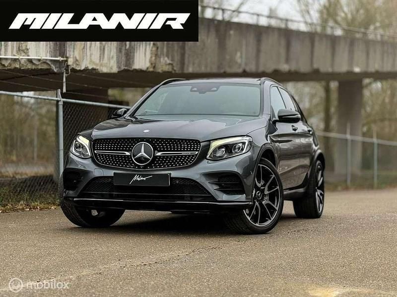 Grijs, metallic lak Gebruikt 2017 Mercedes GLC43 AMG AMG SUV | € 37.895 (Super prijs) - Afbeelding 1/4