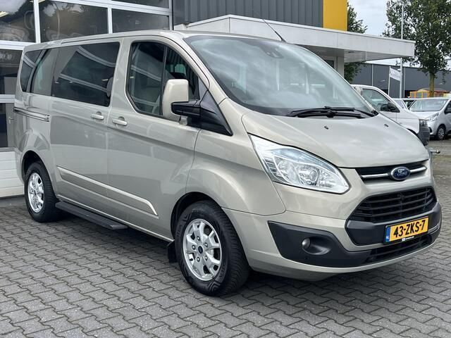Grijs Gebruikt 2013 Ford Transit Custom Titanium MPV | € 16.950 - Afbeelding 1/4