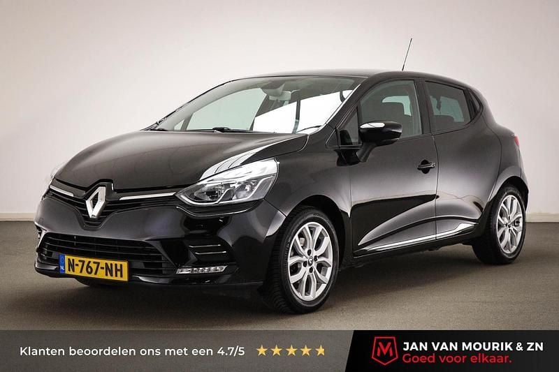 Zwart Gebruikt 2019 Renault Clio IV LIMITED Hatchback | € 12.245 (Eerlijke prijs) - Afbeelding 1/4