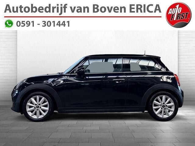 Zwart Occasion 2016 Mini Cooper Business Hatchback | € 11.995 (Goede deal) - Afbeelding 1/4