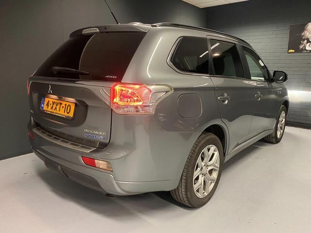 Occasion Mitsubishi Outlander Edition 121 PK (88 kW) 2014 Grijs SUV