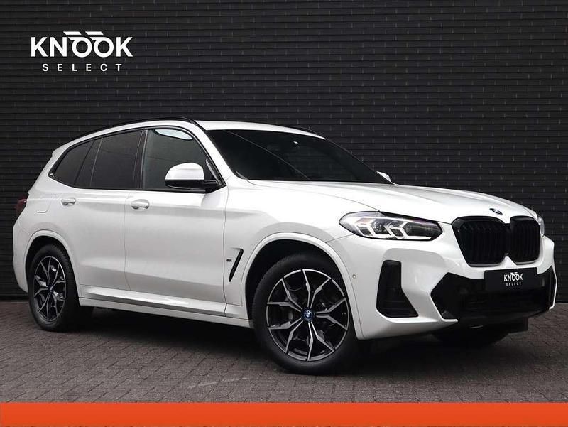 Wit Gebruikt 2023 BMW X3 Executive SUV | € 56.945 (Eerlijke prijs) - Afbeelding 1/2