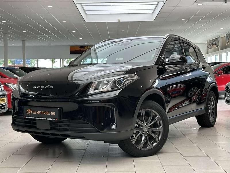 Nieuw Seres 3 119 kW (163 PK) 2025 Zwart SUV