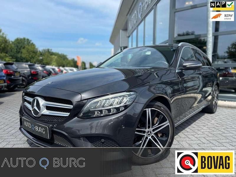 Grijs Occasion 2020 Mercedes C300e Business Stationwagen | € 20.950 - Afbeelding 1/4