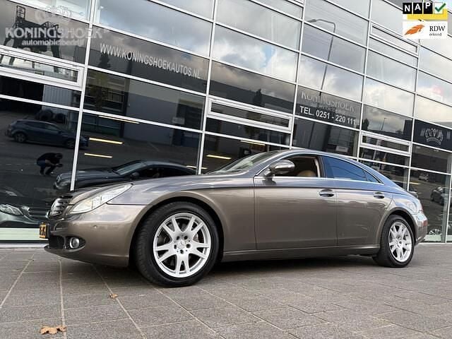 Grijs Gebruikt 2006 Mercedes CLS350 Sedan | € 8.950 (Duur) - Afbeelding 1/4