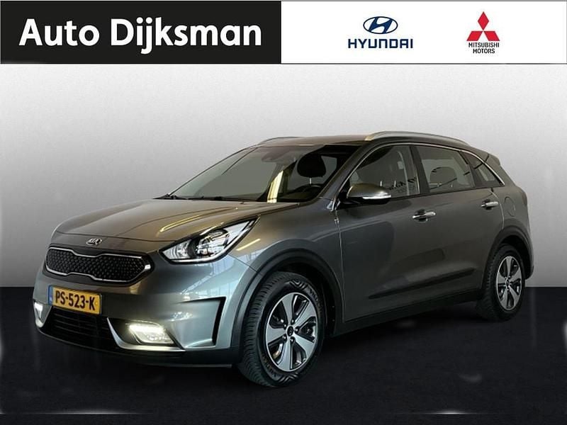 Grijs (metallic) Gebruikt 2017 Kia Niro SUV | € 16.950 (Eerlijke prijs) - Afbeelding 1/4