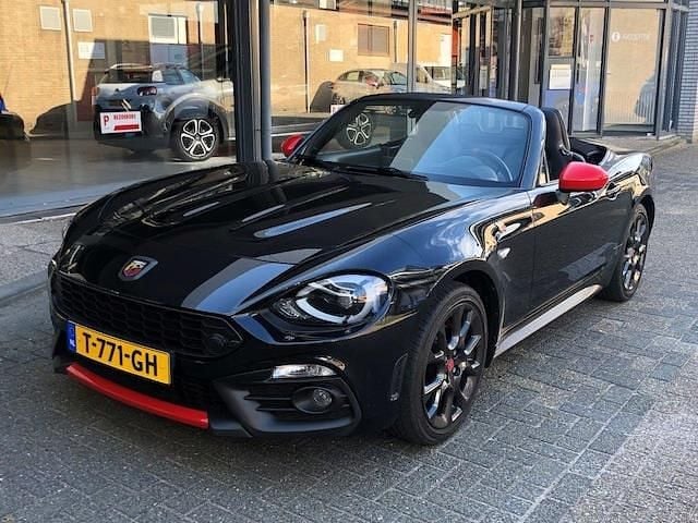 Occasion Fiat 124 Spider Abarth 170 PK (125 kW) 2017 Zwart Cabriolet