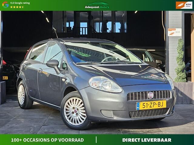 Grijs Occasion 2008 Fiat Grande Punto Active Hatchback | € 1.944 (Eerlijke prijs) - Afbeelding 1/4