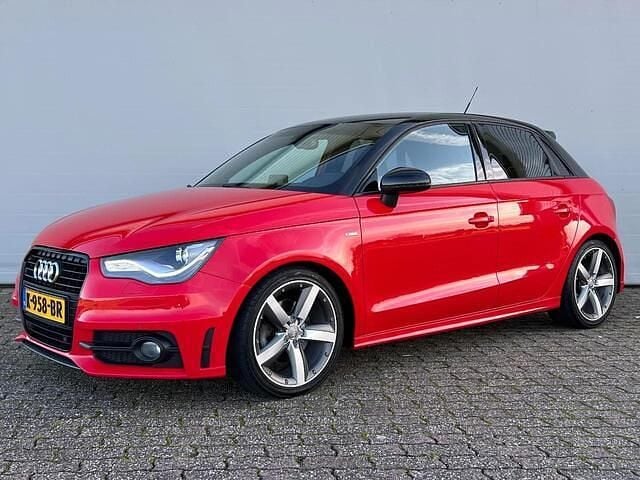 Rood Occasion 2014 Audi A1 S-Line Hatchback | € 12.450 (Eerlijke prijs) - Afbeelding 1/4