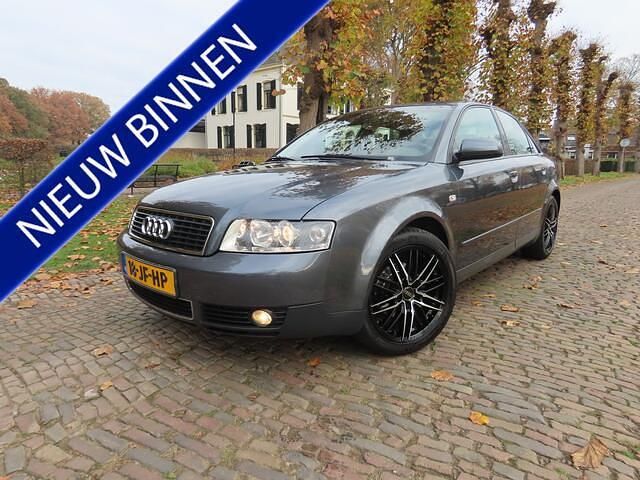 Grijs Gebruikt 2002 Audi A4 Exclusive Sedan | € 4.950 - Afbeelding 1/4