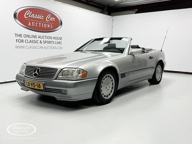 Grijs Gebruikt 1993 Mercedes 300 Cabriolet | € 19.500 - Afbeelding 1/4