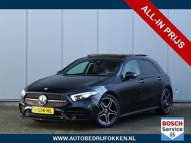 Zwart Gebruikt 2021 Mercedes A180 Business Hatchback | € 25.850 (Eerlijke prijs) - Afbeelding 1/4