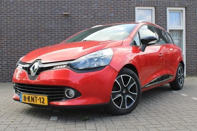 Rood Gebruikt 2013 Renault Clio GrandTour Stationwagen | € 3.999 (Iets duurder) - Afbeelding 1/4