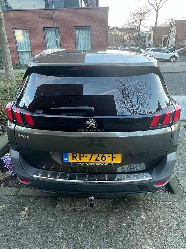 Occasion Peugeot 5008 Allure 131 PK (96 kW) 2018 Grijs SUV
